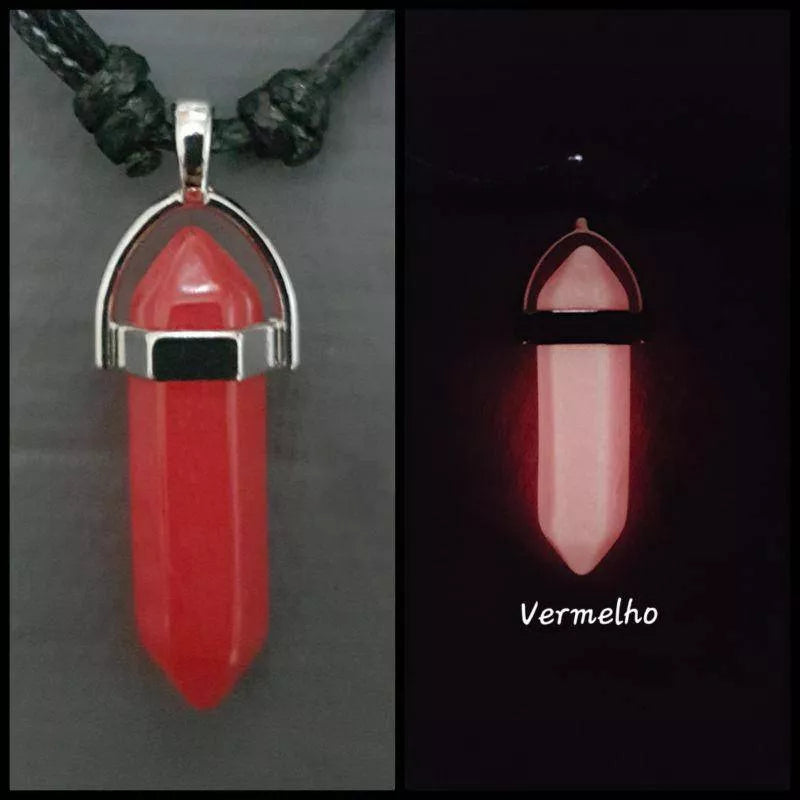 Colar de pedra hexagonal fluorescente luminosa, colar com pingente de couro, de cristal natural brilhante no escuro, pedra de bala