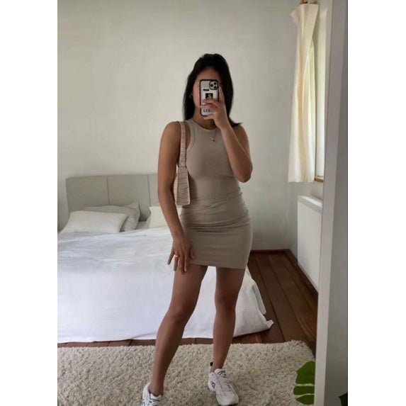 Vestido feminino mini tubinho sem manga básico sexy dia a dia tendência blogueira