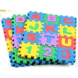 Brinquedo tapete eva 36 peças para crianças  alfabeto e numerais.