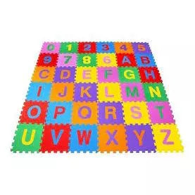 Brinquedo tapete eva 36 peças para crianças  alfabeto e numerais.